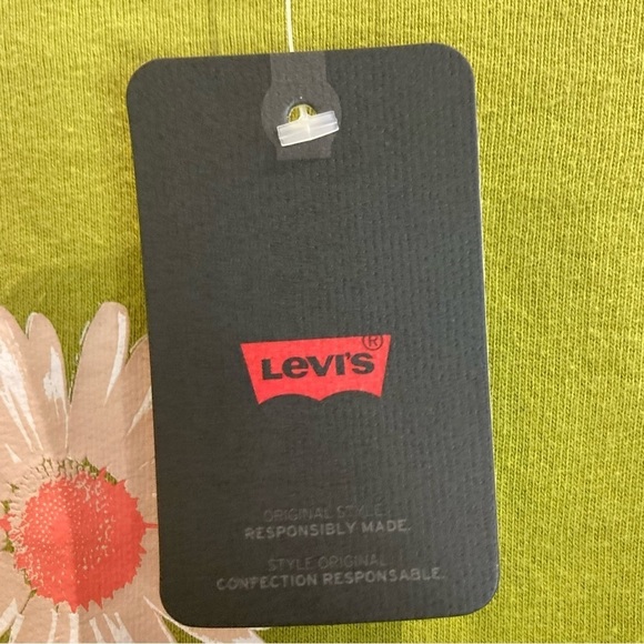 LEVI’S Sz L Vintage Crewneck  Flower Motif Pull On Cropped Sweatshirt Top NEW - Picture 11 of 12